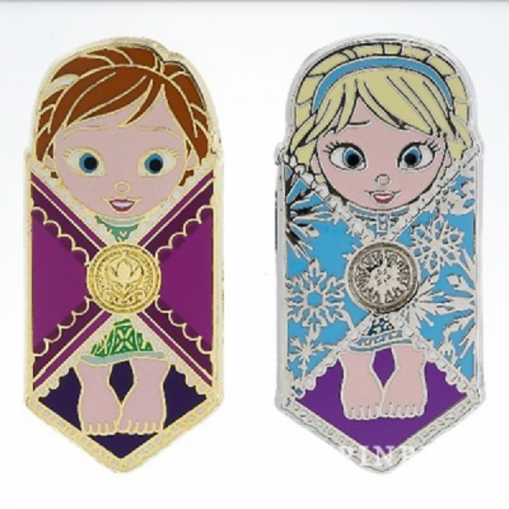 Disney Pin Princess Anna‎ Queen Elsa Swaddled Baby Blankets Frozen 2 pins 114325